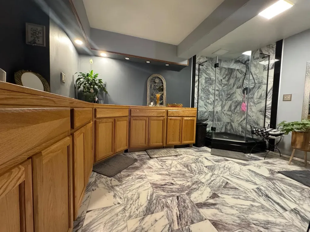 37 Clarks Lane West Gardiner ME 04345