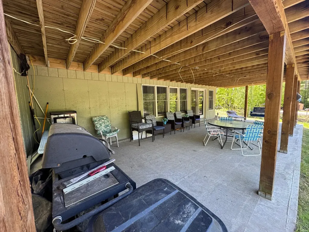 37 Clarks Lane West Gardiner ME 04345