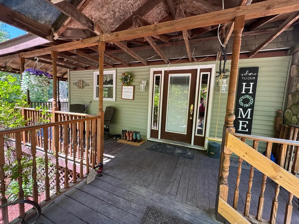 37 Clarks Lane West Gardiner ME 04345