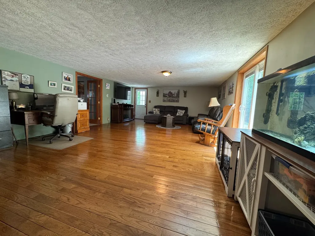 37 Clarks Lane West Gardiner ME 04345