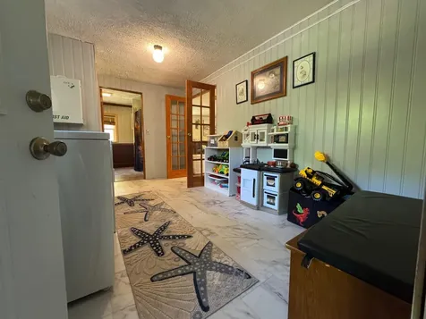37 Clarks Lane West Gardiner ME 04345