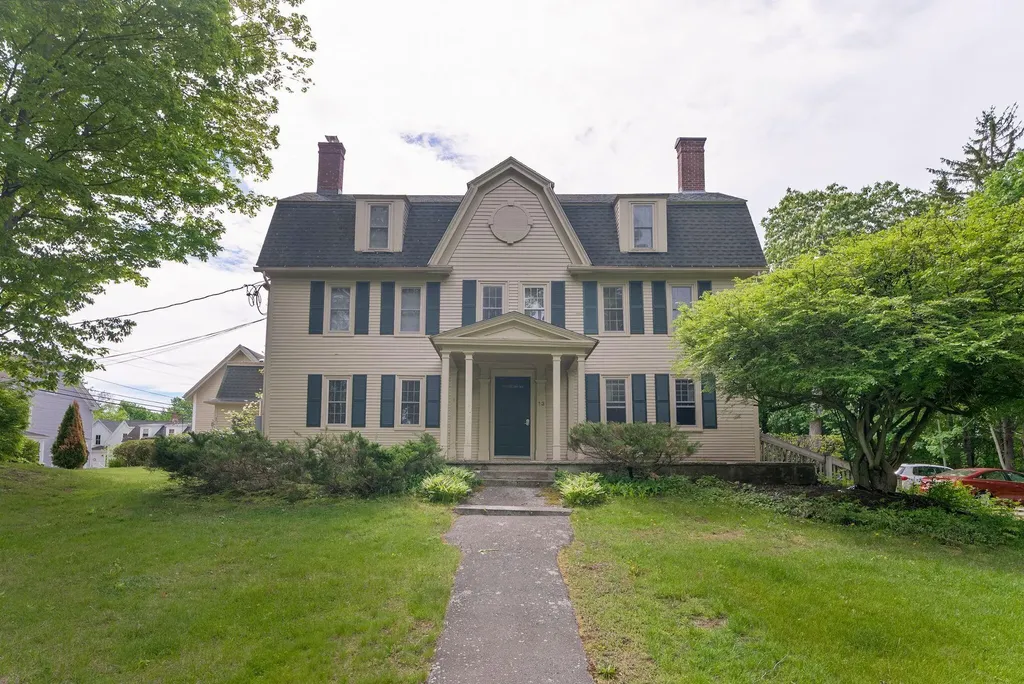 13 Grove Street Kennebunk ME 04043