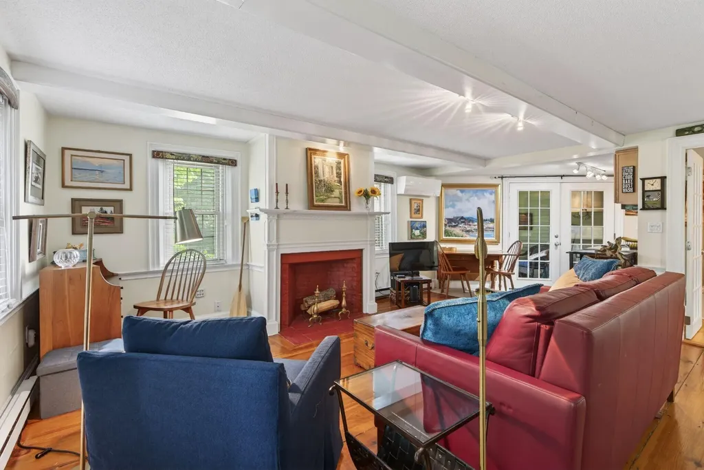 13 Grove Street Kennebunk ME 04043