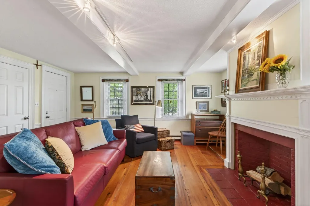 13 Grove Street Kennebunk ME 04043