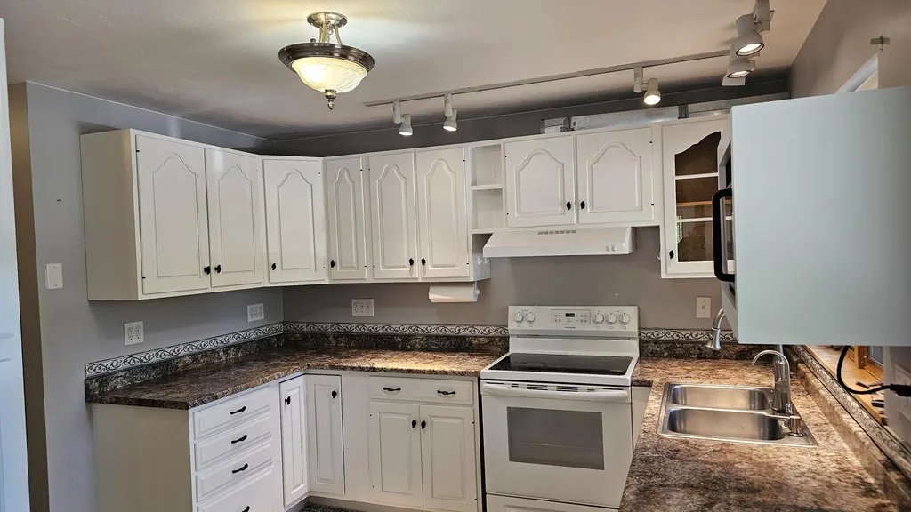 28 Park Avenue E Brewer ME 04412