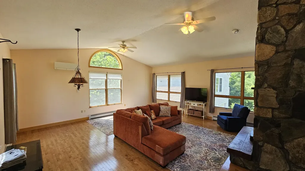 28 Park Avenue E Brewer ME 04412