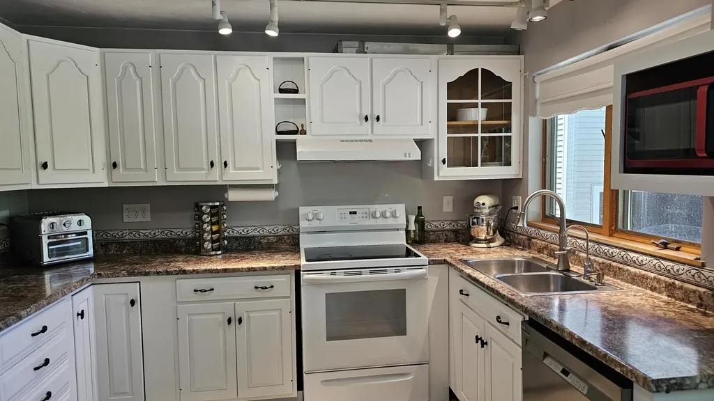 28 Park Avenue E Brewer ME 04412