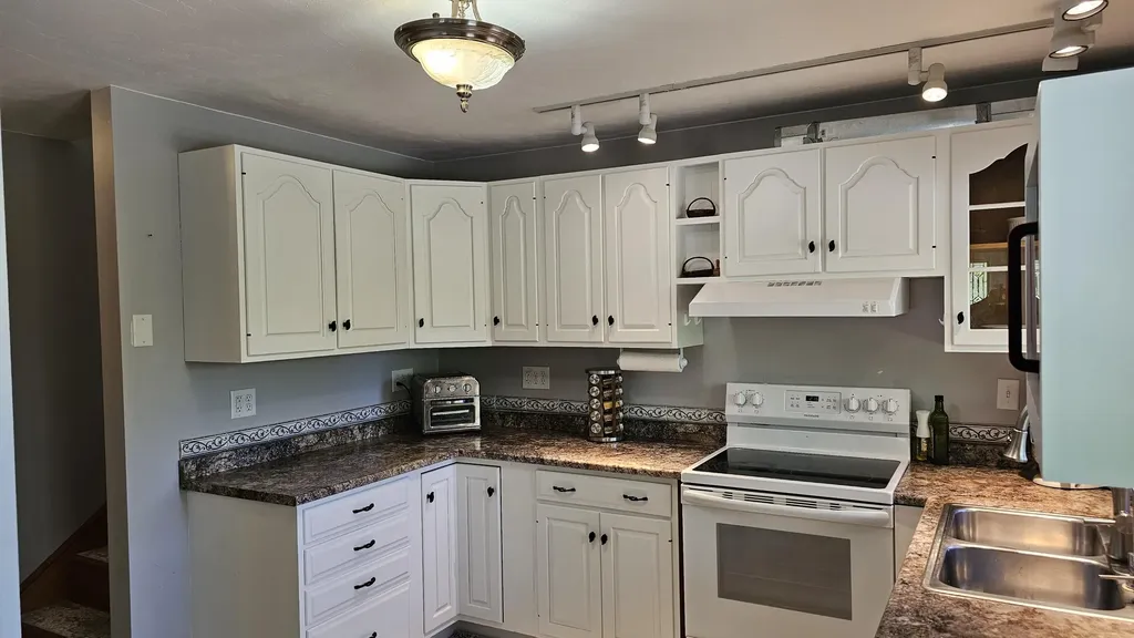 28 Park Avenue E Brewer ME 04412