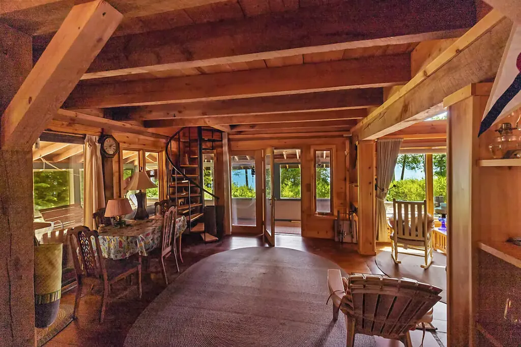 8 Horseshoe Island Winthrop ME 04364