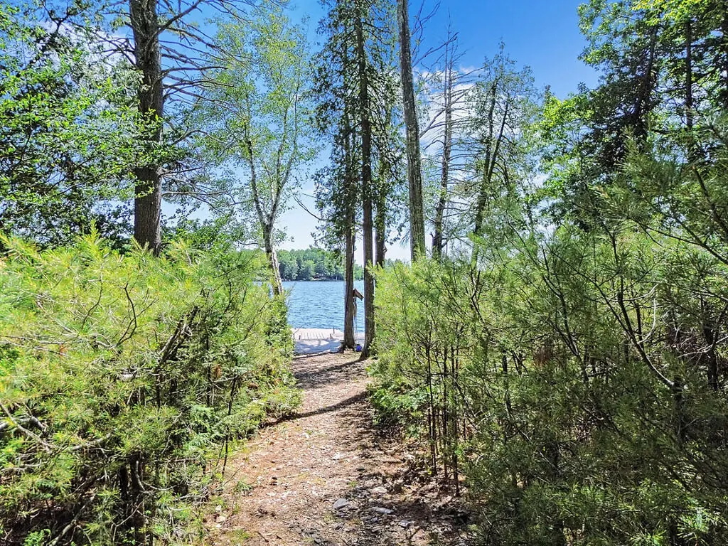 8 Horseshoe Island Winthrop ME 04364