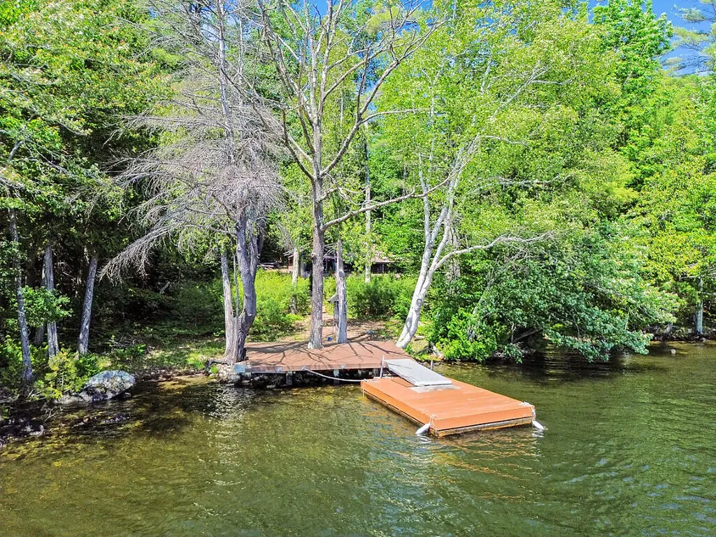 8 Horseshoe Island Winthrop ME 04364