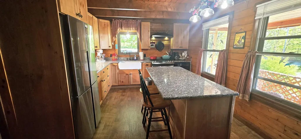 60 Brett Hill Road Paris ME 04281