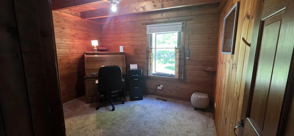 60 Brett Hill Road Paris ME 04281