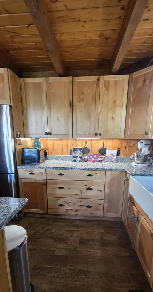 60 Brett Hill Road Paris ME 04281
