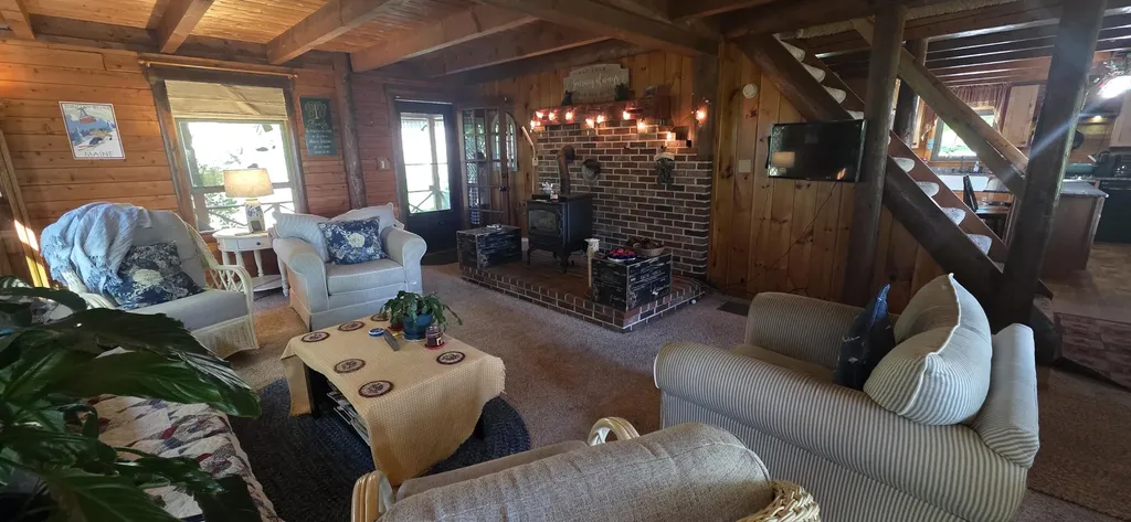 60 Brett Hill Road Paris ME 04281
