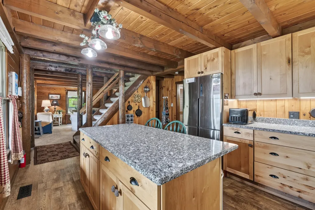 60 Brett Hill Road Paris ME 04281