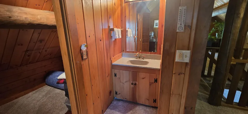 60 Brett Hill Road Paris ME 04281