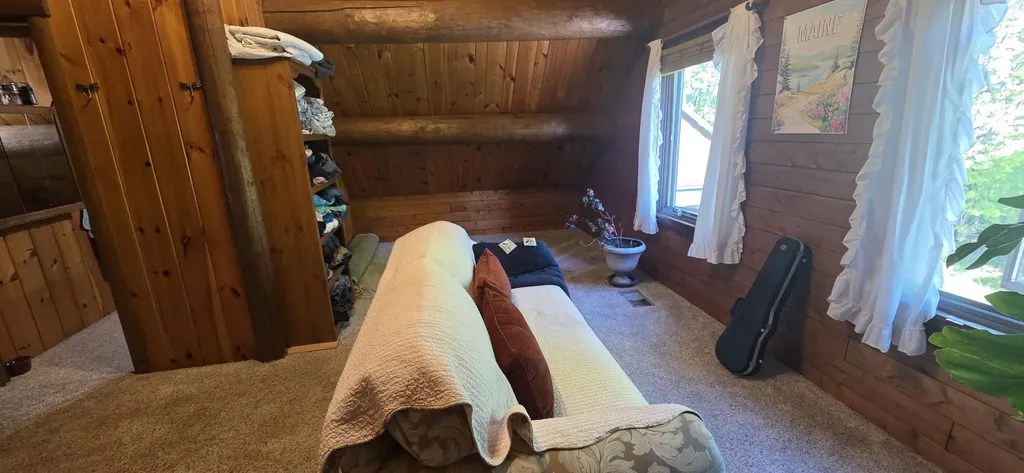 60 Brett Hill Road Paris ME 04281