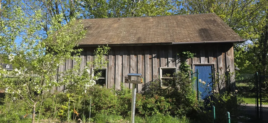 60 Brett Hill Road Paris ME 04281