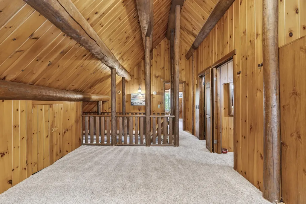 60 Brett Hill Road Paris ME 04281