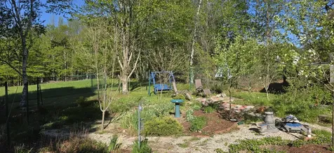60 Brett Hill Road Paris ME 04281
