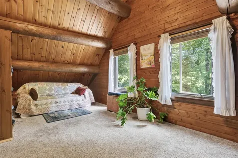 60 Brett Hill Road Paris ME 04281
