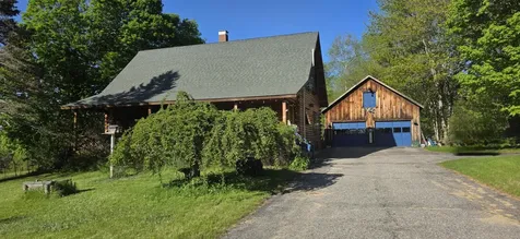 60 Brett Hill Road Paris ME 04281