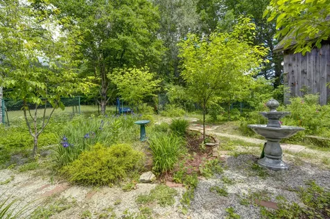 60 Brett Hill Road Paris ME 04281