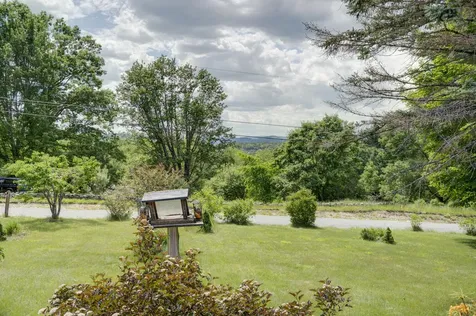 60 Brett Hill Road Paris ME 04281