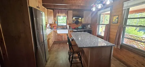 60 Brett Hill Road Paris ME 04281