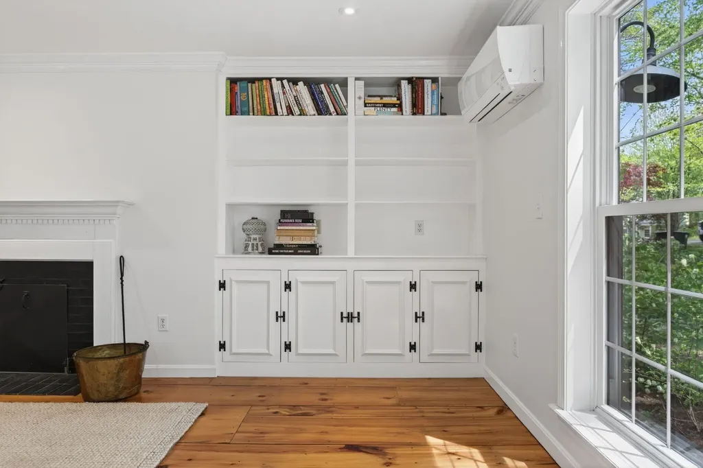 4 Commons Lane Kennebunk ME 04043