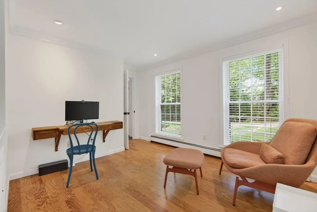 4 Commons Lane Kennebunk ME 04043