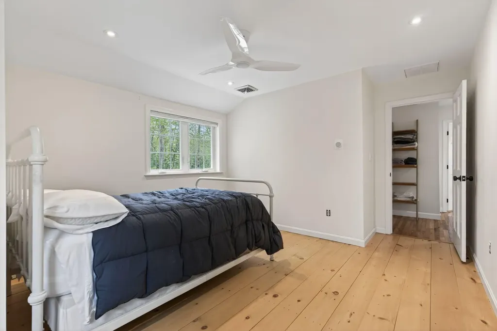 4 Commons Lane Kennebunk ME 04043