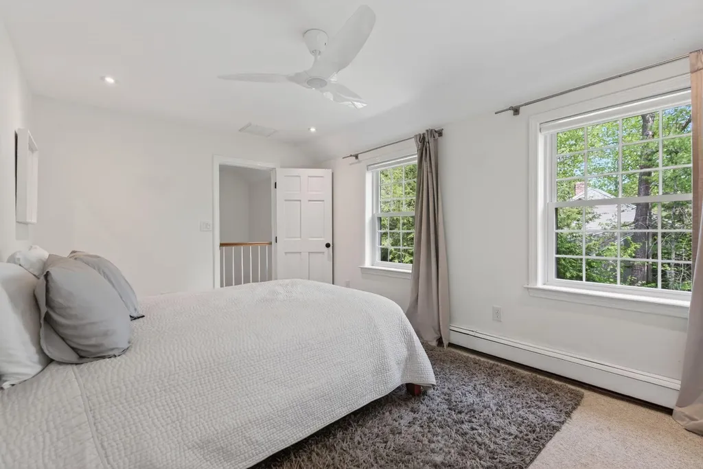 4 Commons Lane Kennebunk ME 04043