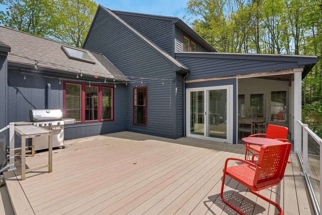 4 Commons Lane Kennebunk ME 04043