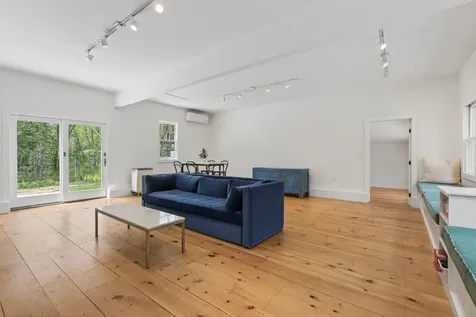 4 Commons Lane Kennebunk ME 04043