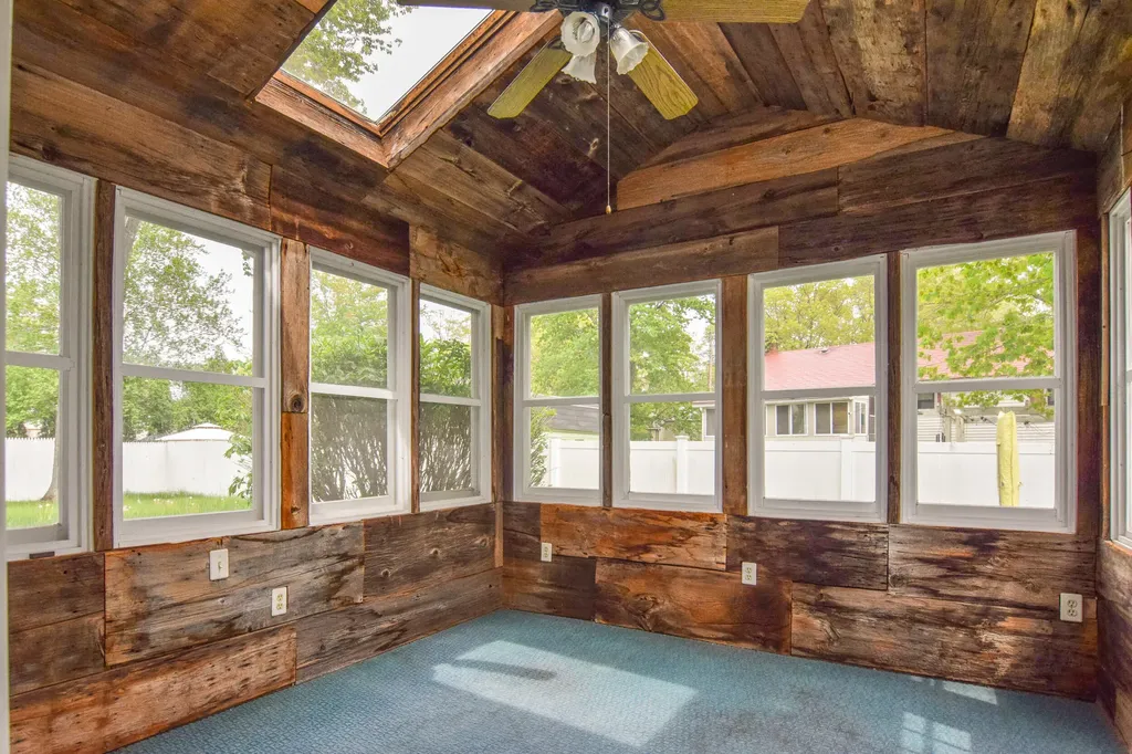 92 Farview Drive Sanford ME 04073