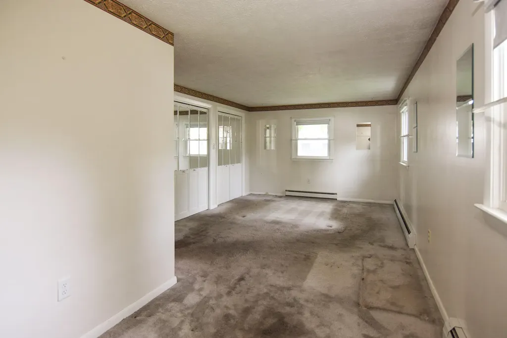 92 Farview Drive Sanford ME 04073