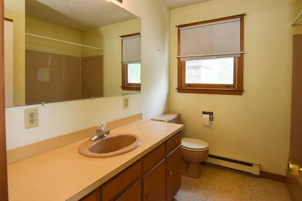 92 Farview Drive Sanford ME 04073
