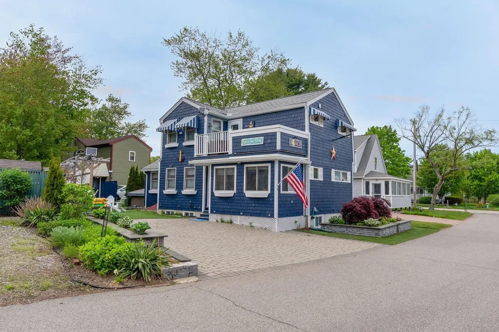 11 Rose Lane Ogunquit ME 03907