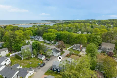 11 Rose Lane Ogunquit ME 03907