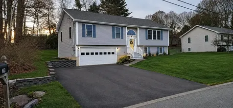24 Marion Drive Hampden ME 04444