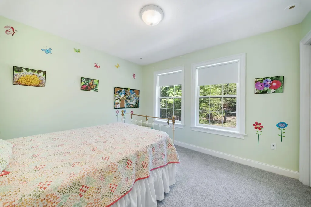 169 Upper Dedham Road Holden ME 04429