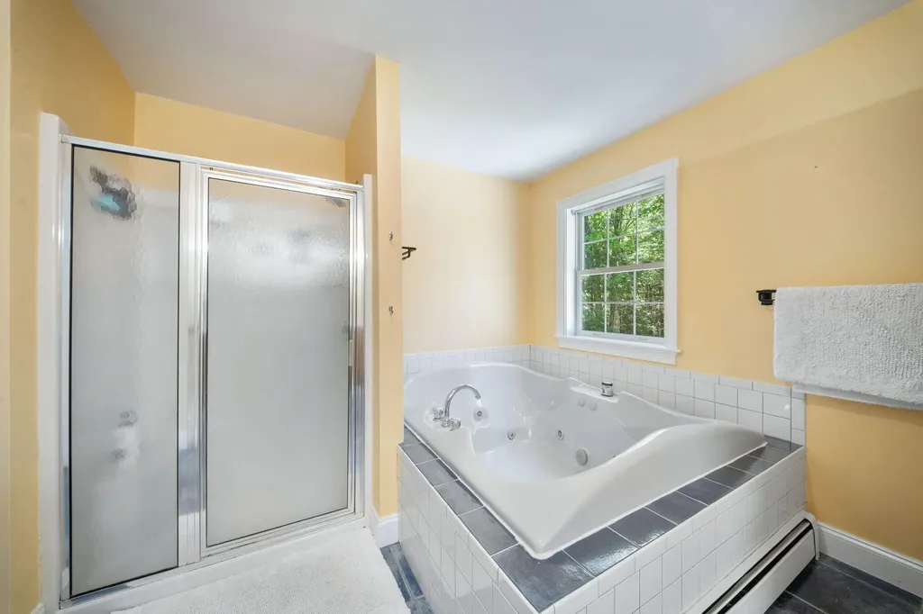 169 Upper Dedham Road Holden ME 04429