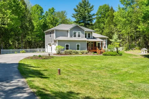 169 Upper Dedham Road Holden ME 04429