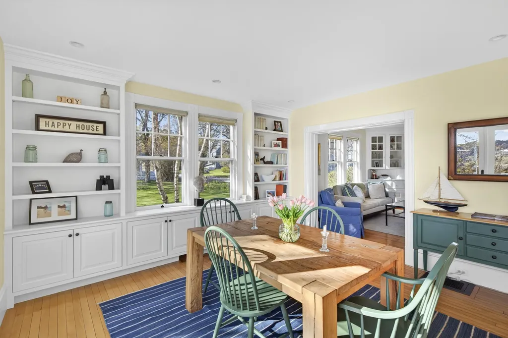 25 Sea Street Camden ME 04843