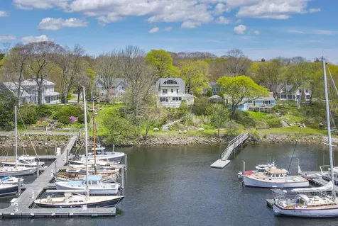 25 Sea Street Camden ME 04843