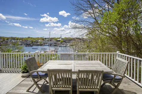 25 Sea Street Camden ME 04843