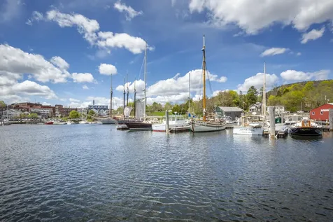 25 Sea Street Camden ME 04843