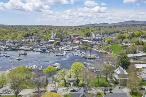 25 Sea Street Camden ME 04843